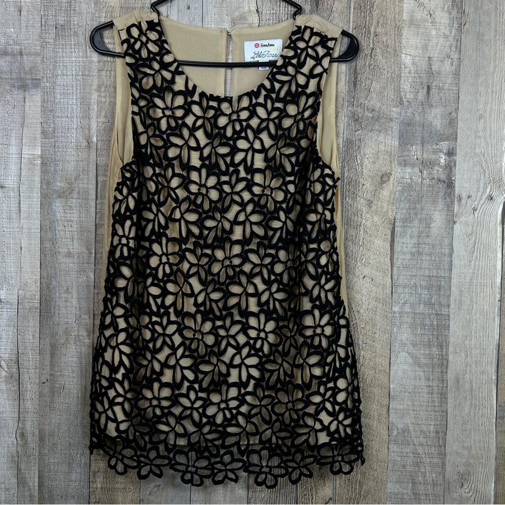 Neiman Marcus Lela Rose Vintage Medium Lined Tan Tunic w/a Black Lace Overlay